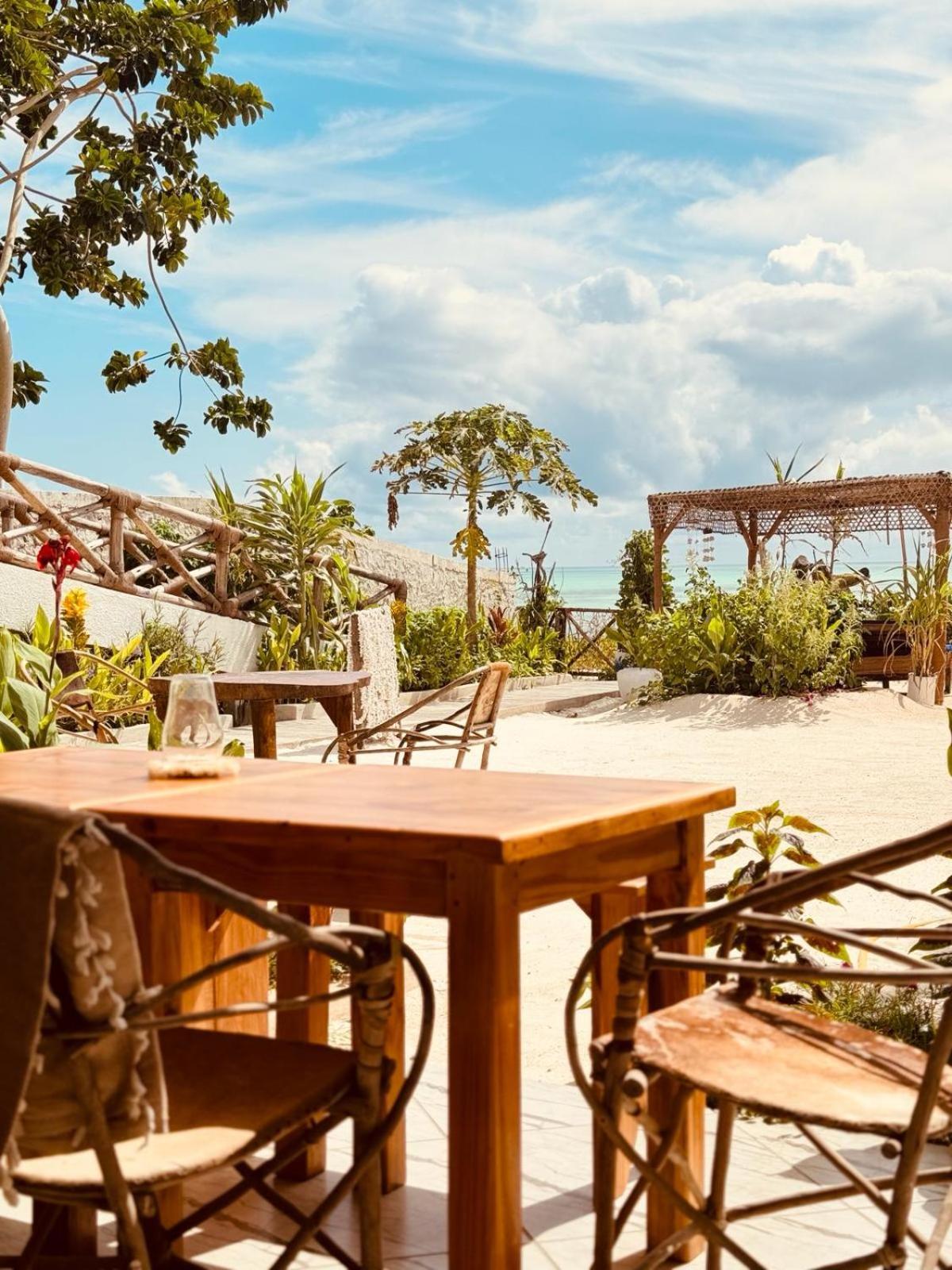 Boheme Zanzibar Bed and Breakfast Jambiani  Exteriör bild