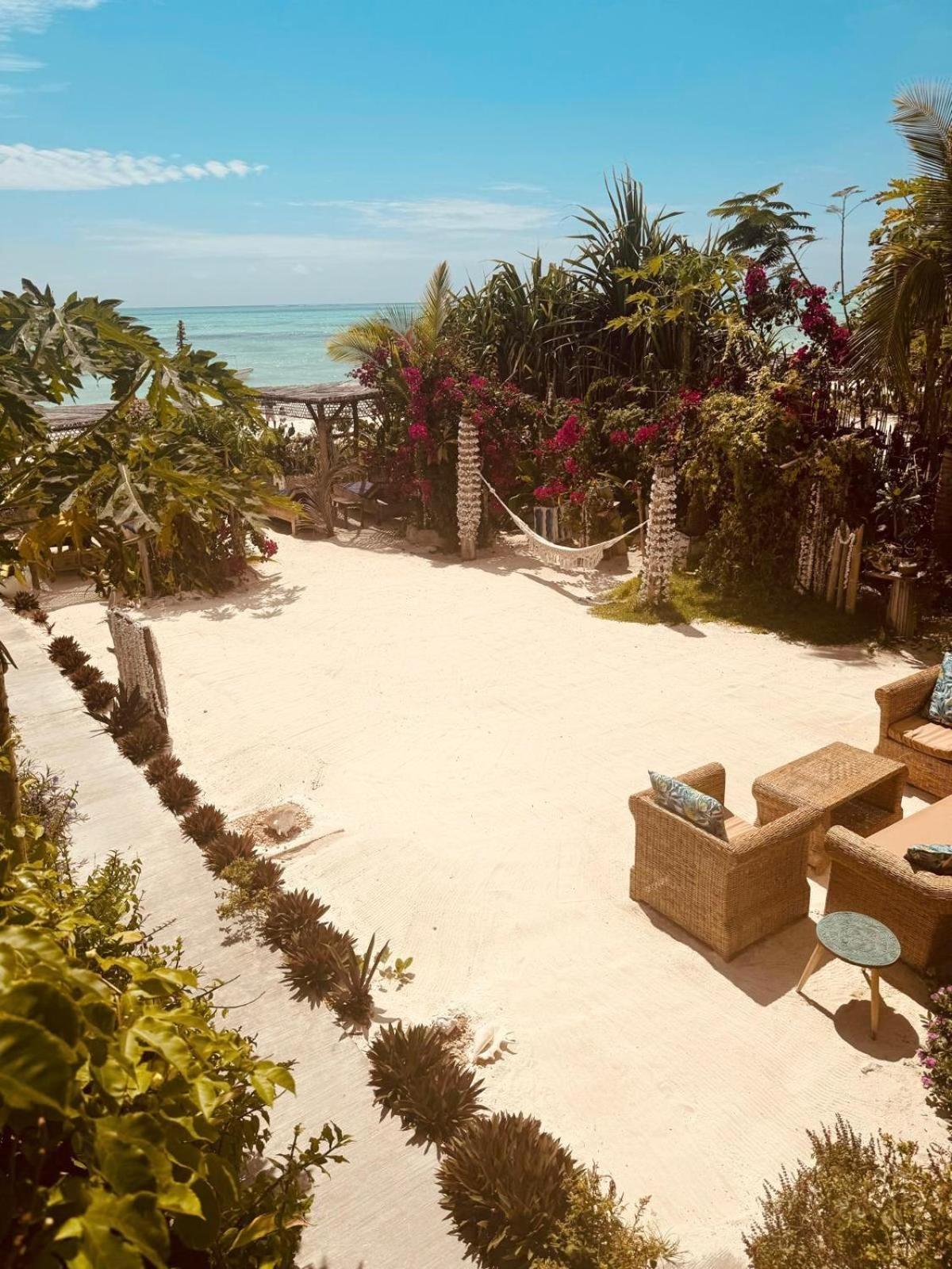 Boheme Zanzibar Bed and Breakfast Jambiani  Exteriör bild